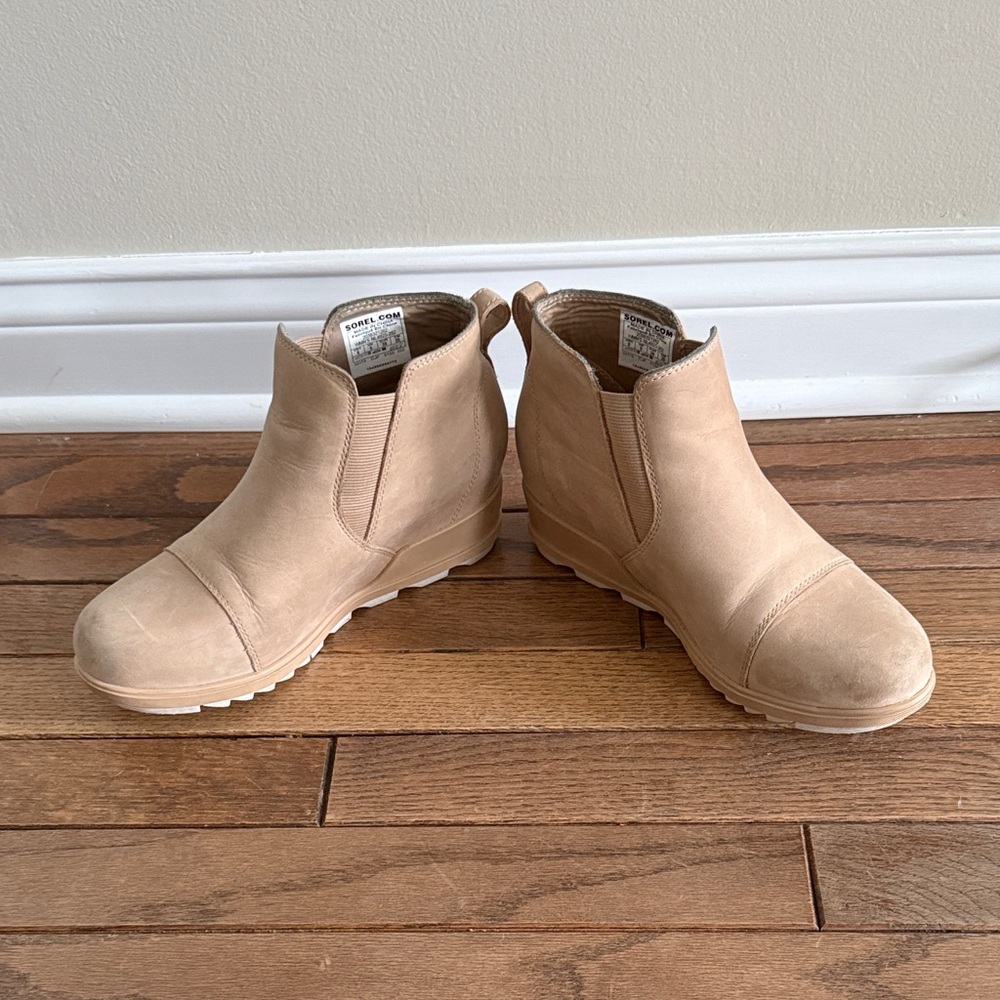 Sorel Beige Ankle Booties